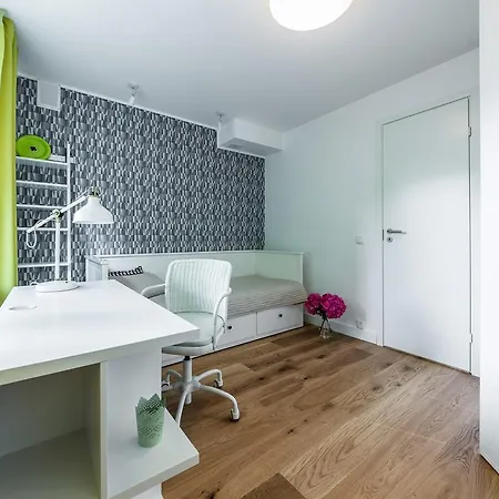 Apartment Best - Stroomi